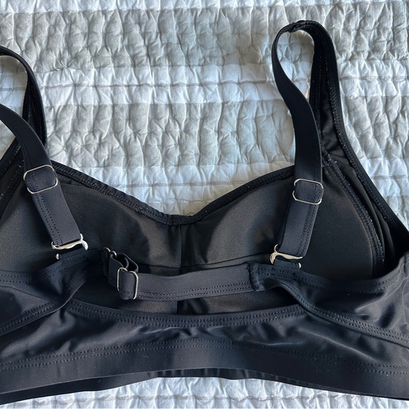 Daci Full Coverage Bikini - Picture 6 of 10